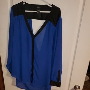 Torrid size 3 scoop back top